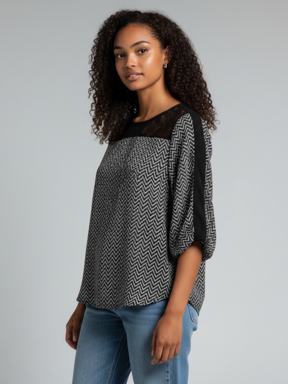 Black Rainn‎ Women Small Black Geometric Pattern Adjustable Sleeve Blouse